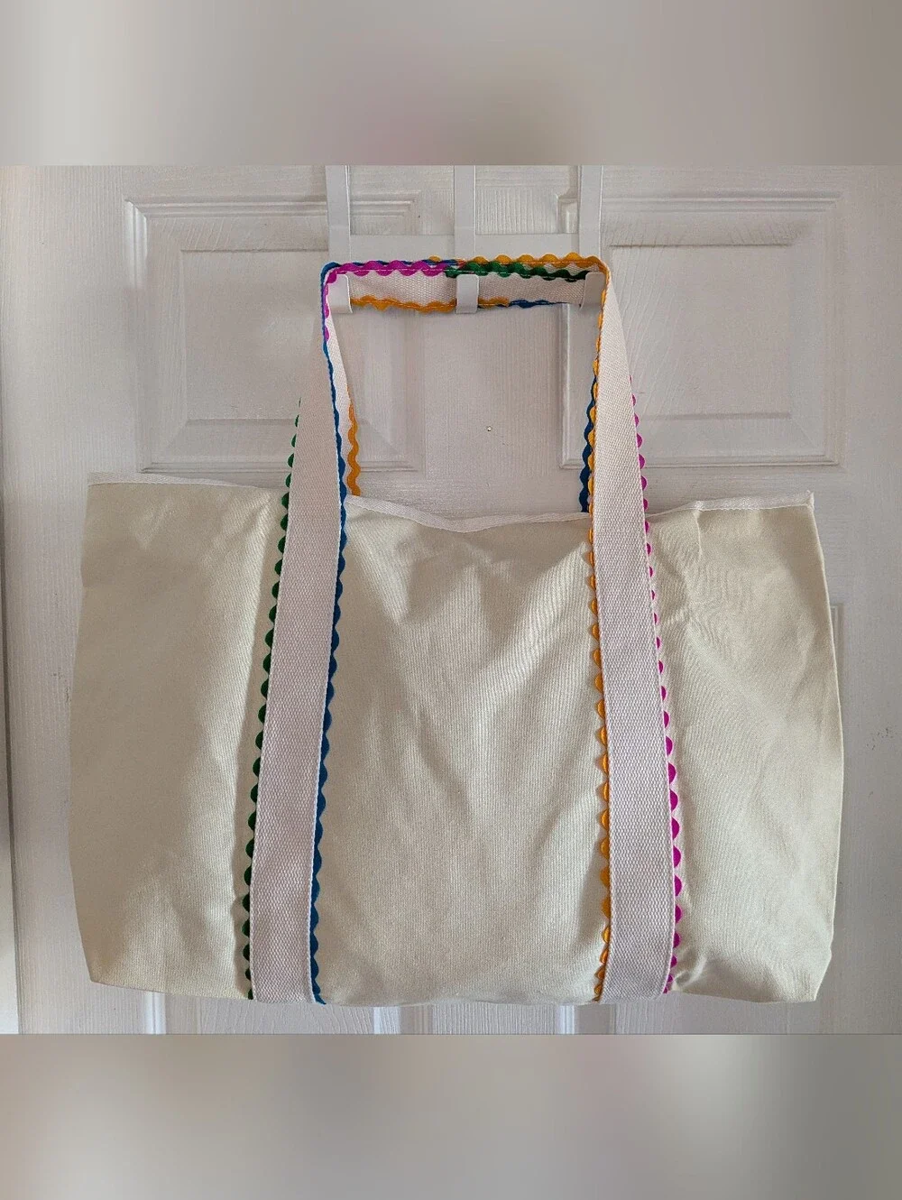 NWT- Cream Canvas Tote Bag with Rainbow Rick Rack Trim- Large